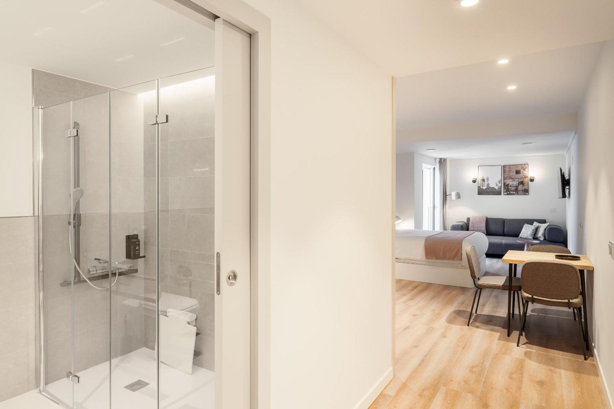 Limehome Madrid Calle De Juan Hurtado De Mendoza Kültér fotó
